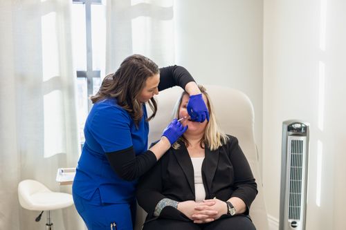 Juvederm Injection at serenity MedSpa in Bloomington, IL