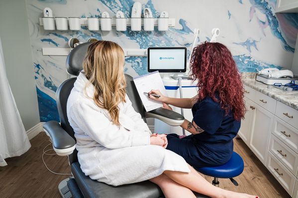 Coolsculpting services in Bloomington, IL at Serenity MedSpa performed by experienced specialists